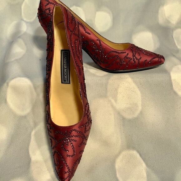 PLUM JENNIFER MOORE BEADED PUMPS ATLANTIC STYLE 8B - Picture 2 of 5